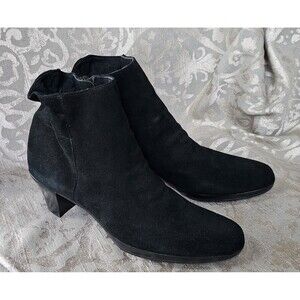 Munro Alfie Black Suede Bootie Block Heel  Sz 7 SS